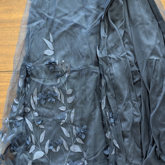 Women's Lulus Navy Blue Abundant Charm 3D Floral Applique Maxi Dress Sz XS NWT - Picture 13 of 16